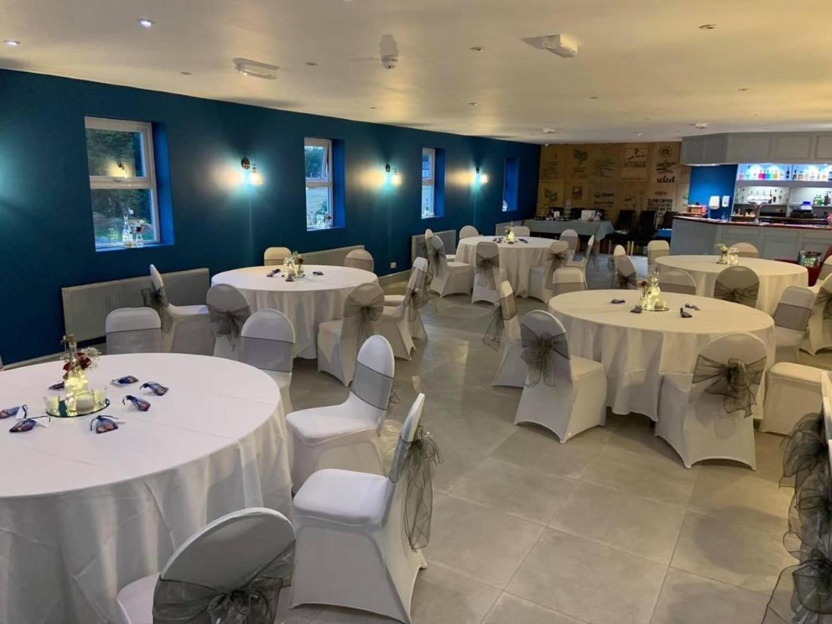 סטנדיש Crown At Worthington Hotel מראה חיצוני תמונה